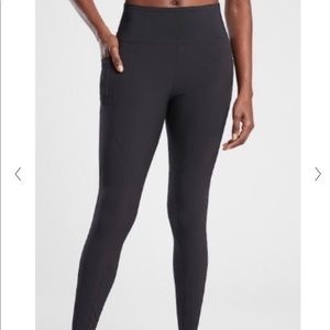 Athleta Black Quest Hybrid Tight size 16